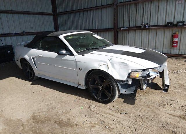 2004 FORD Mustang