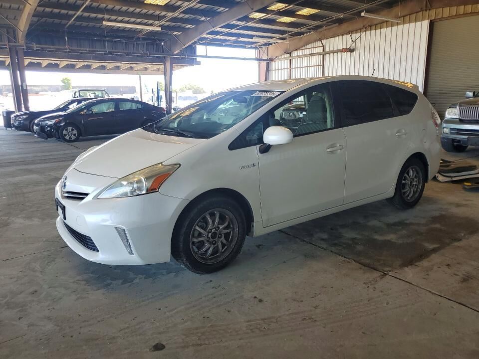 Toyota Prius V