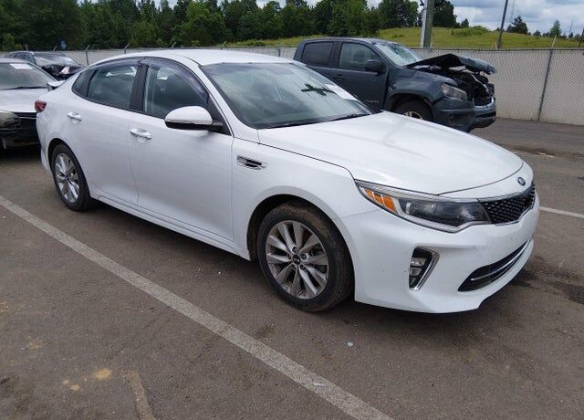 2018 KIA Optima