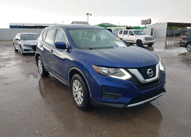 2017 NISSAN Rogue