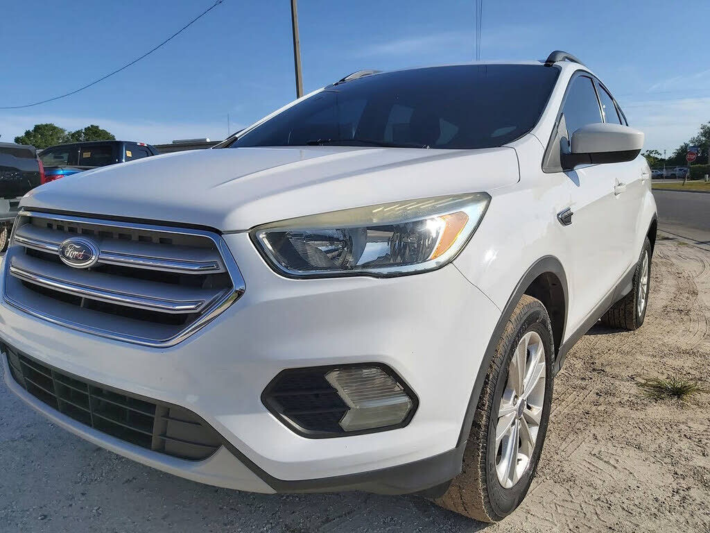 2018 FORD Escape