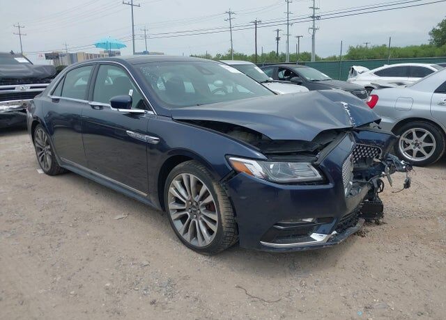 2017 LINCOLN Continental