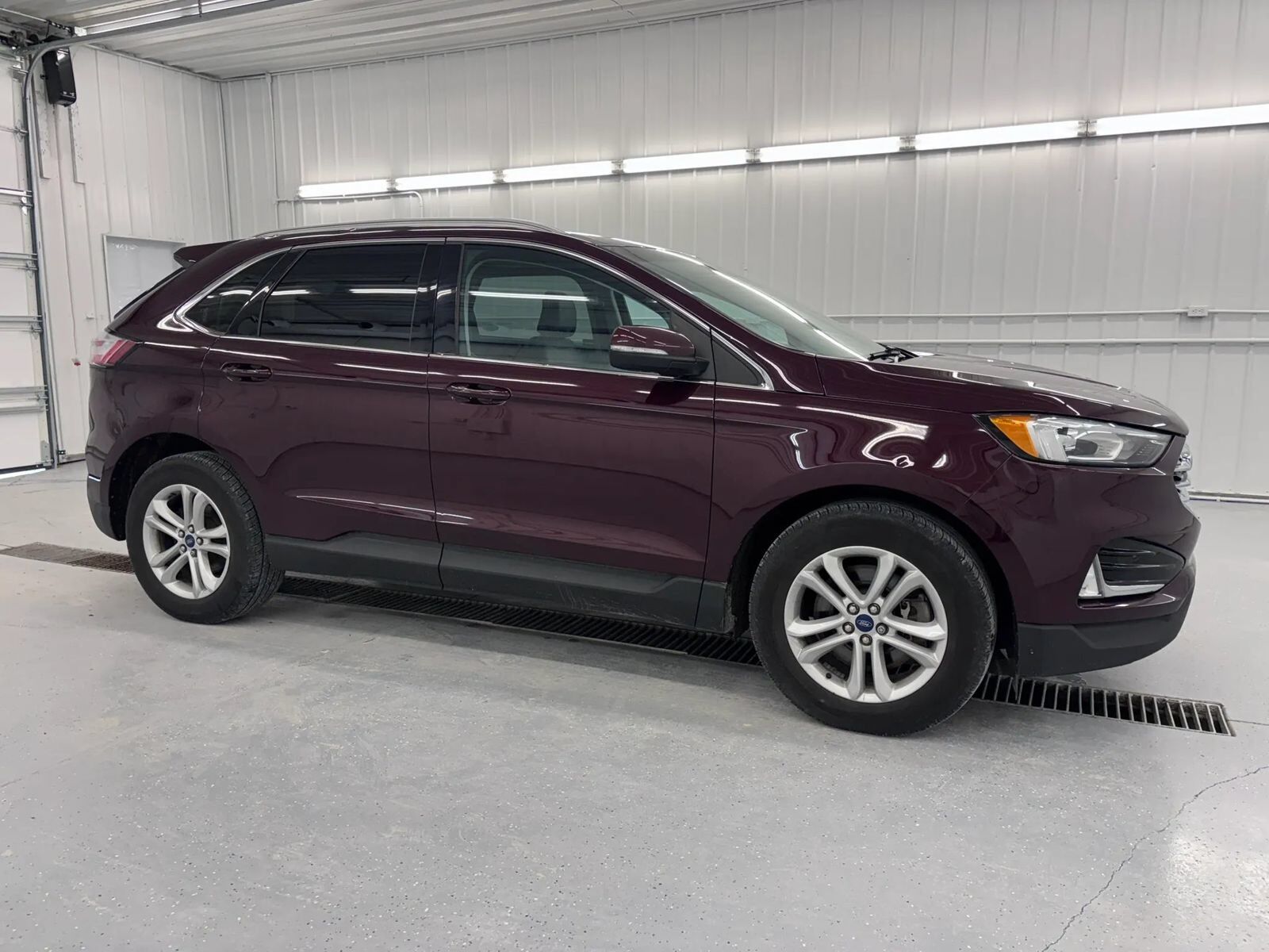 2020 FORD Edge