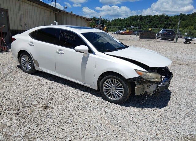 2013 LEXUS ES