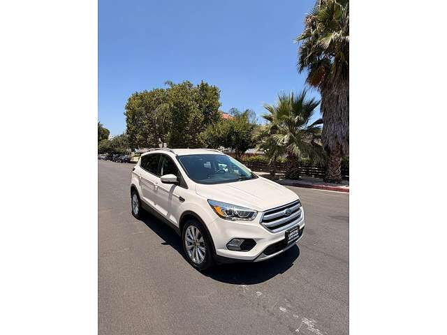 2017 FORD Escape