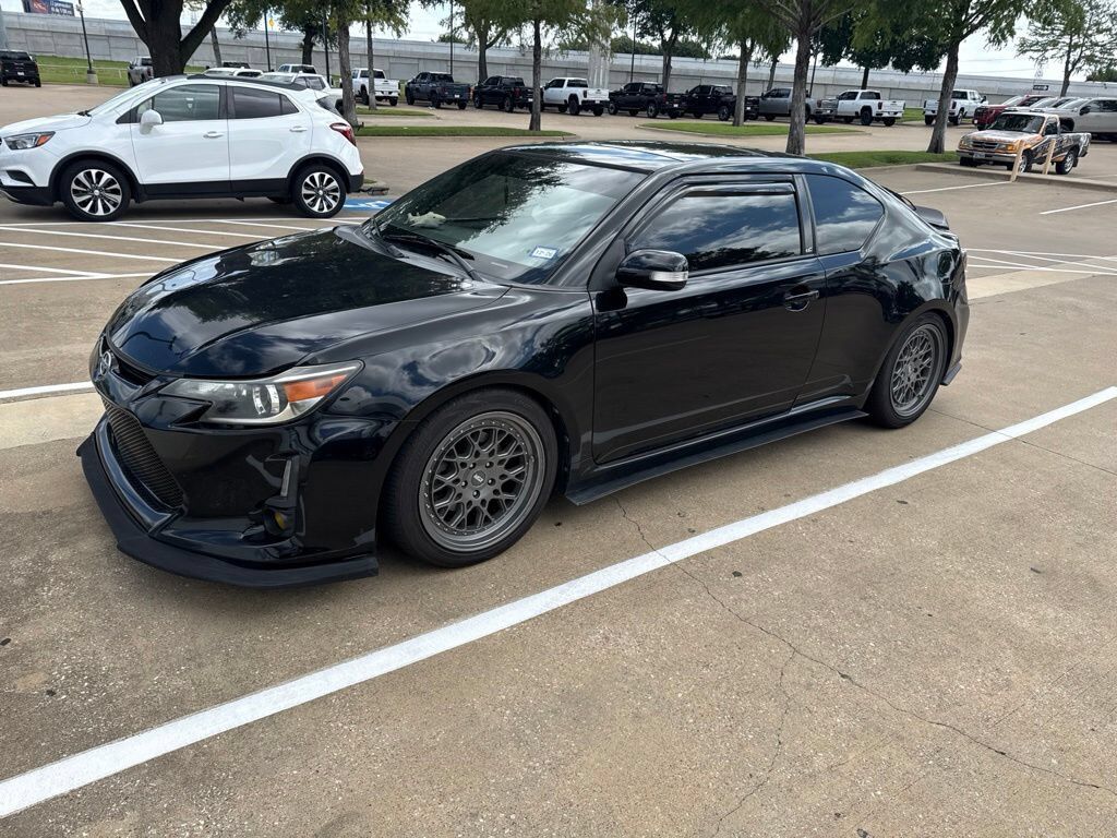 2016 TOYOTA SCION