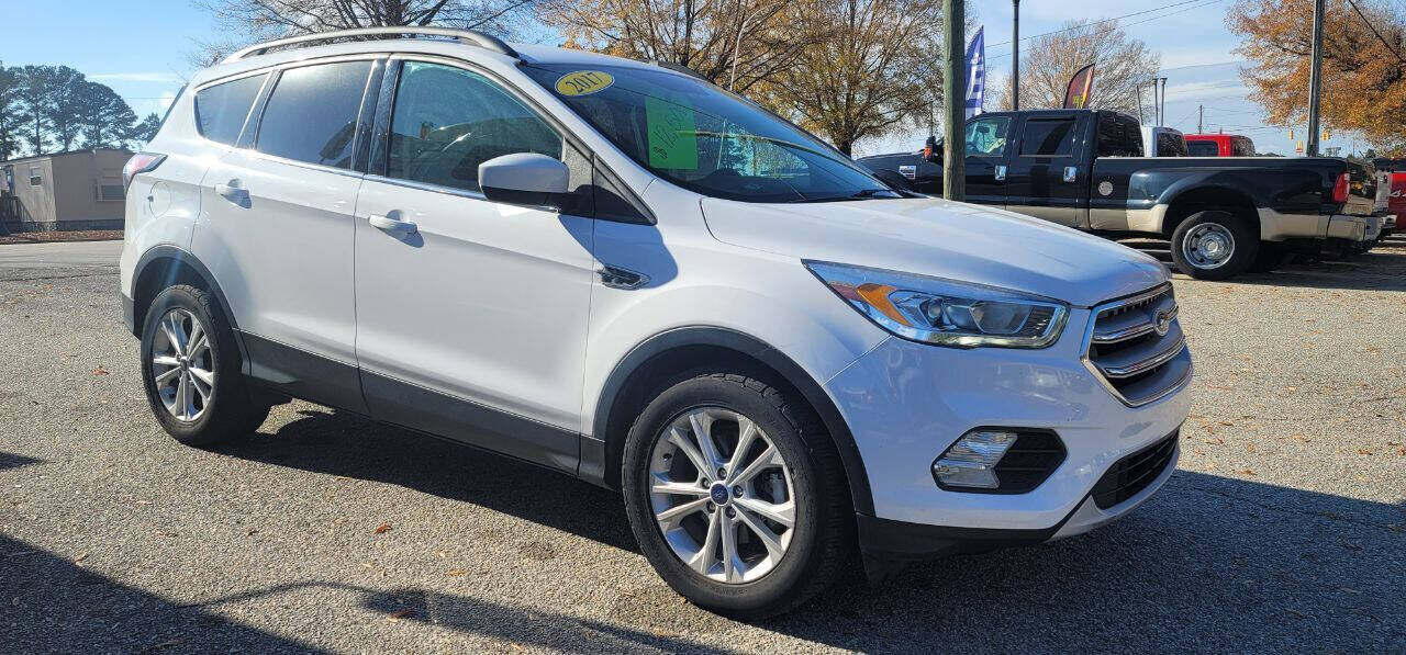 2017 FORD Escape