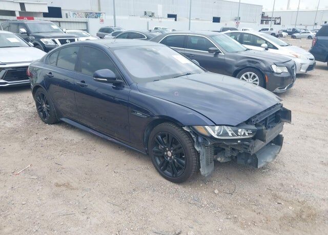 2017 JAGUAR XE