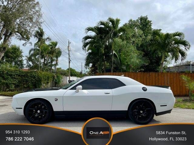 2015 DODGE Challenger