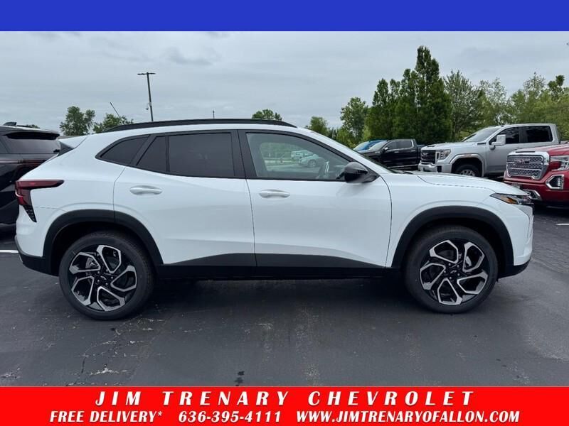 2026 CHEVROLET Trax