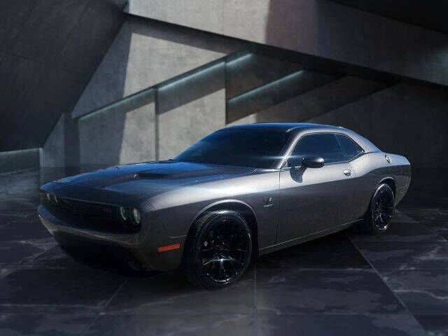 2017 DODGE Challenger