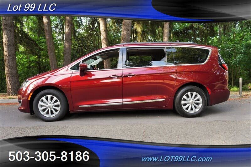 2017 CHRYSLER Pacifica
