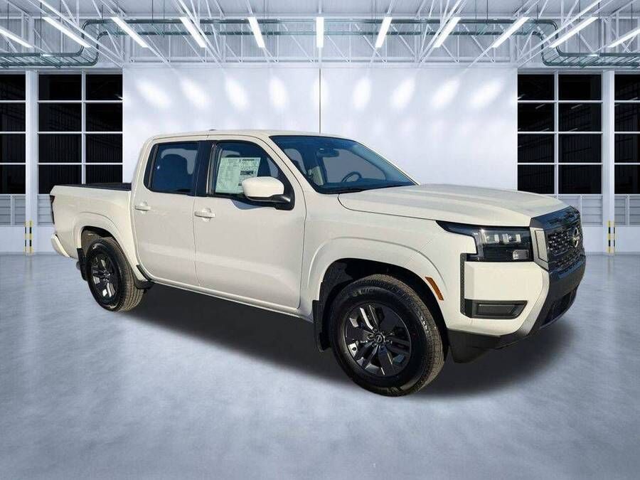 2026 NISSAN Frontier