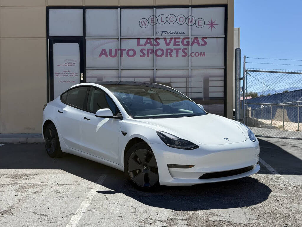 2023 TESLA Model 3