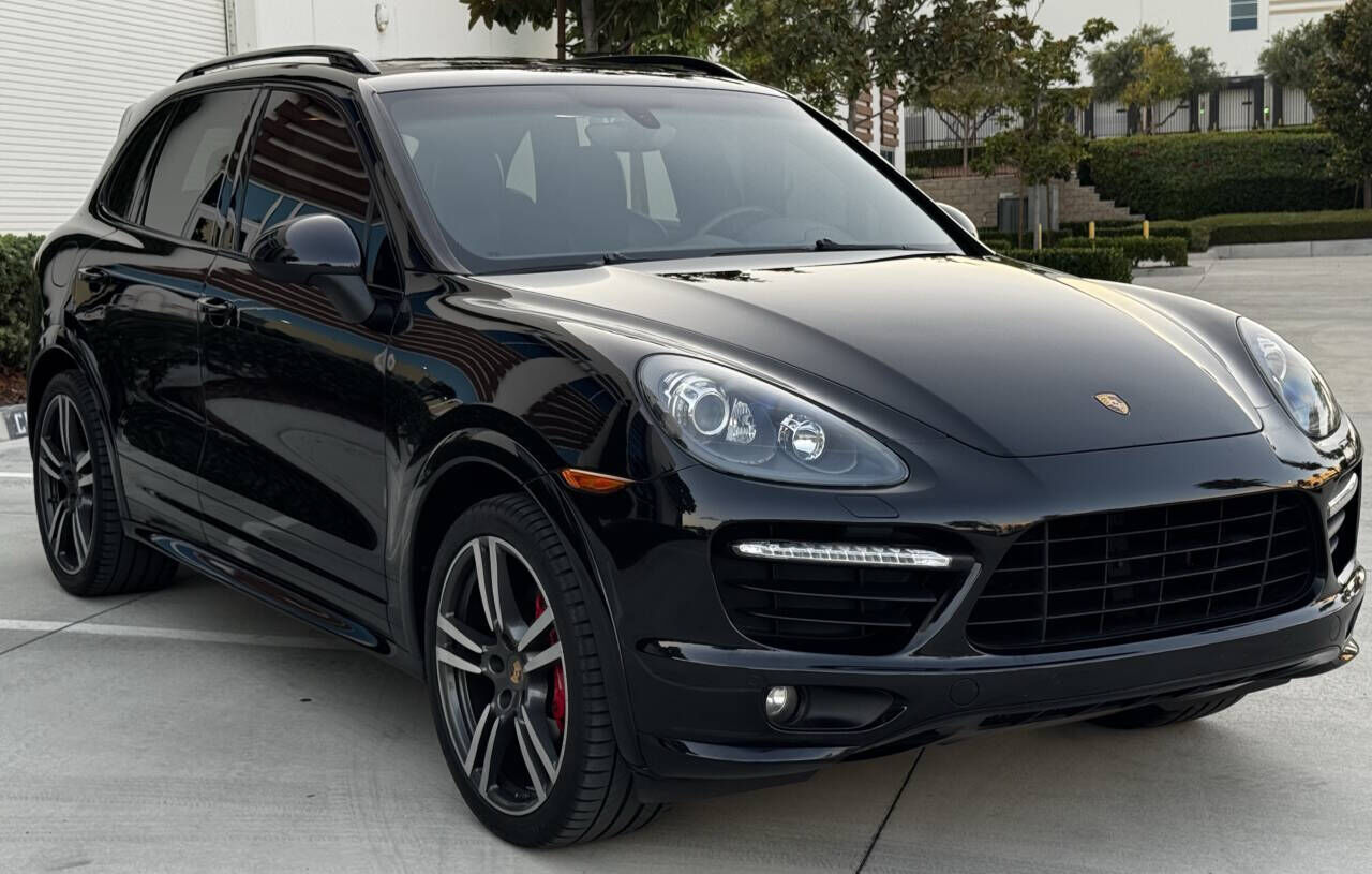 2013 PORSCHE Cayenne