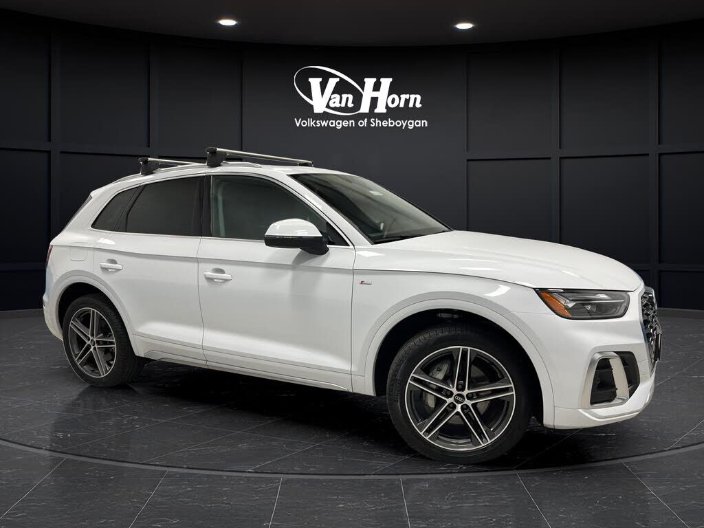 2025 AUDI Q5 e