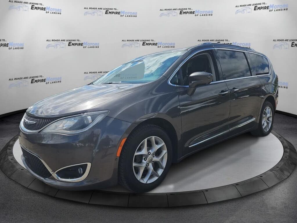 2017 CHRYSLER Pacifica