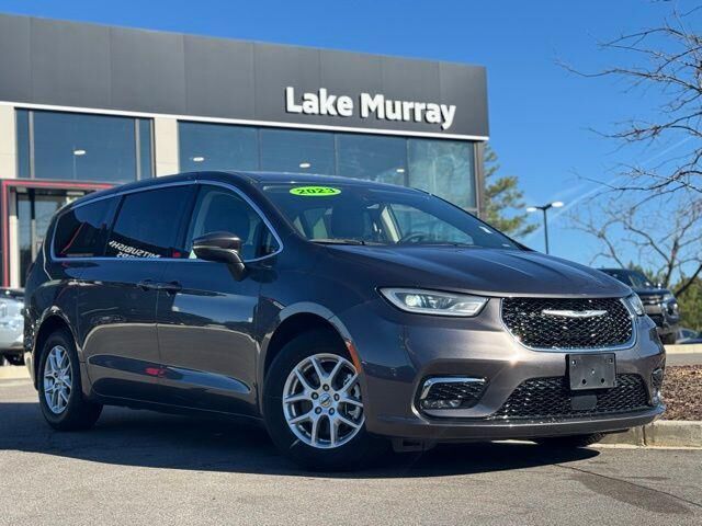 2023 CHRYSLER Pacifica