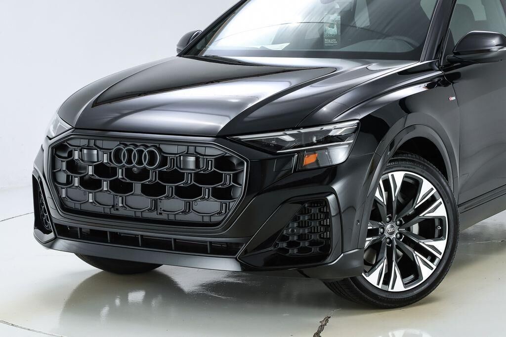 2026 Audi Q8