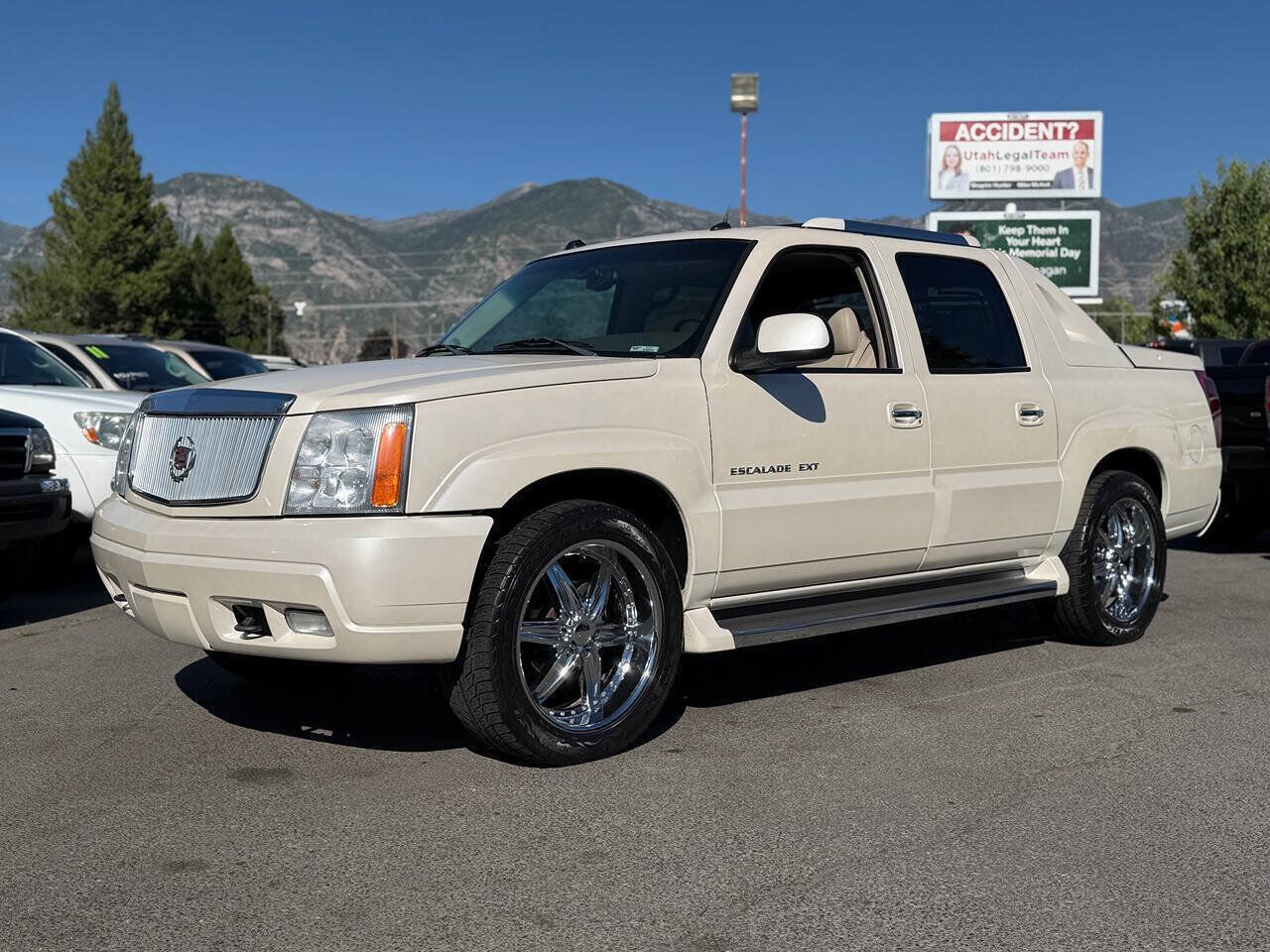 2005 CADILLAC Escalade