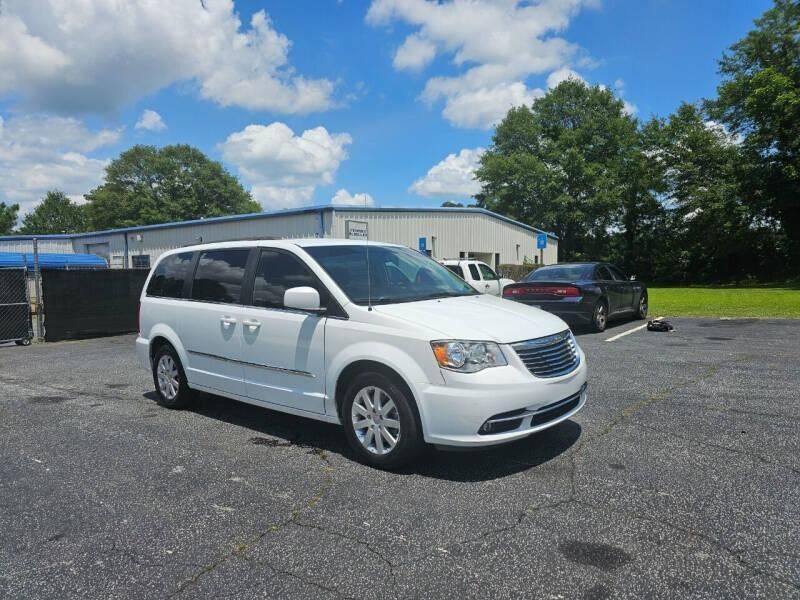2016 CHRYSLER Town and Country