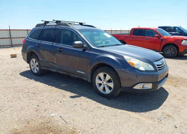 2011 SUBARU Outback