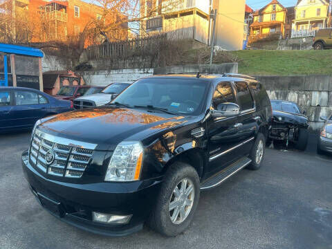 2011 CADILLAC Escalade
