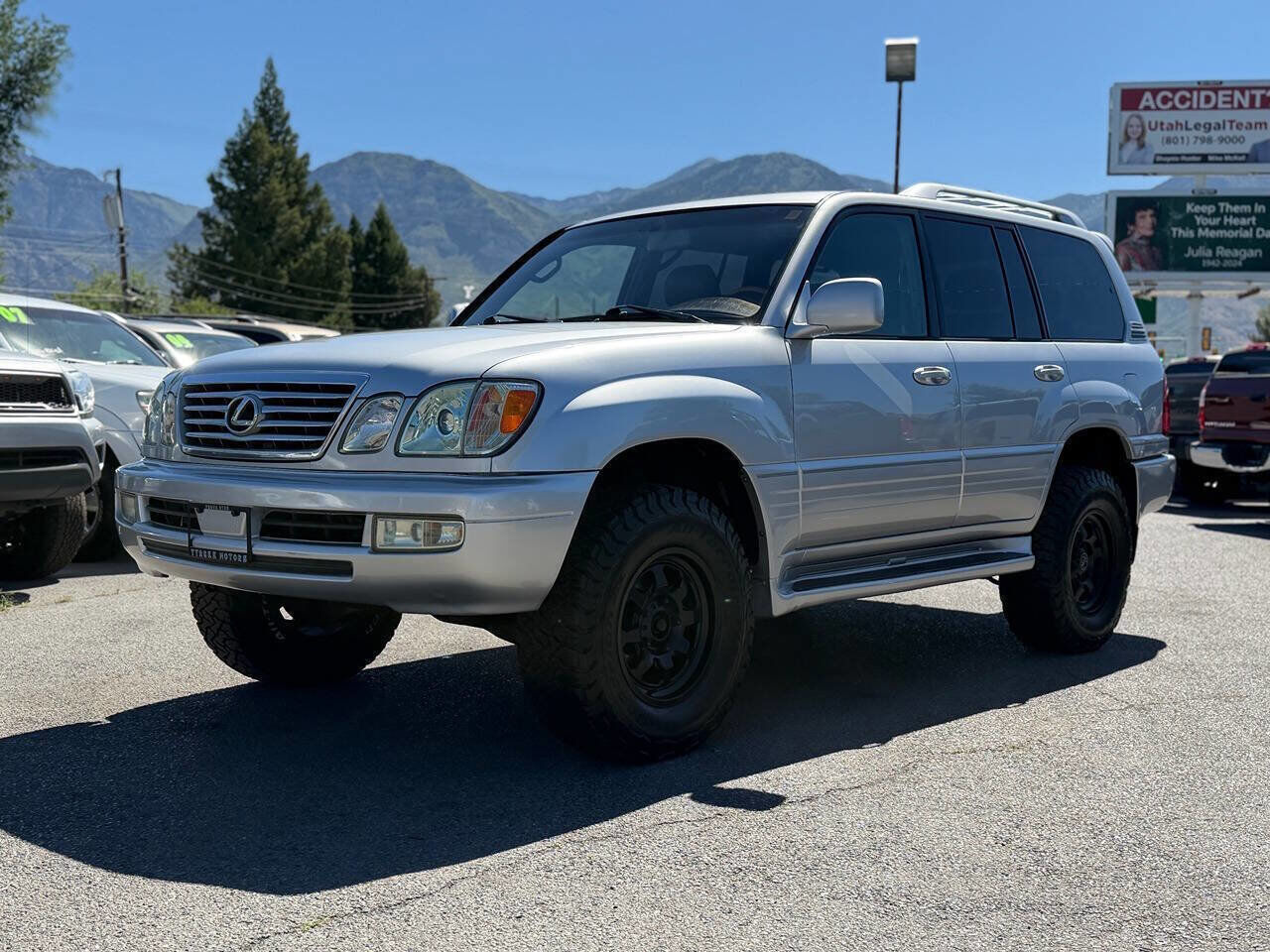 2006 LEXUS LX