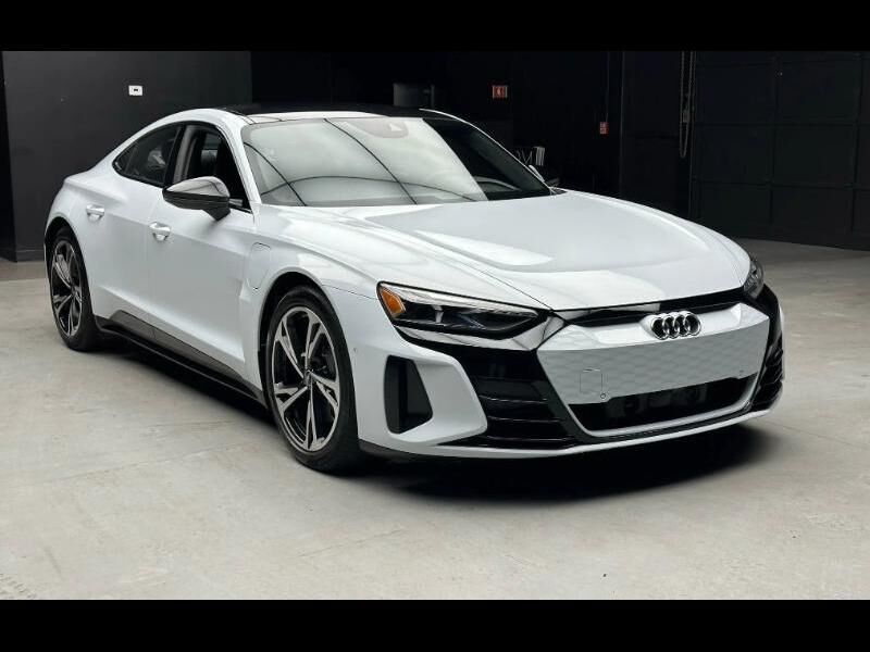 2023 AUDI e-tron GT