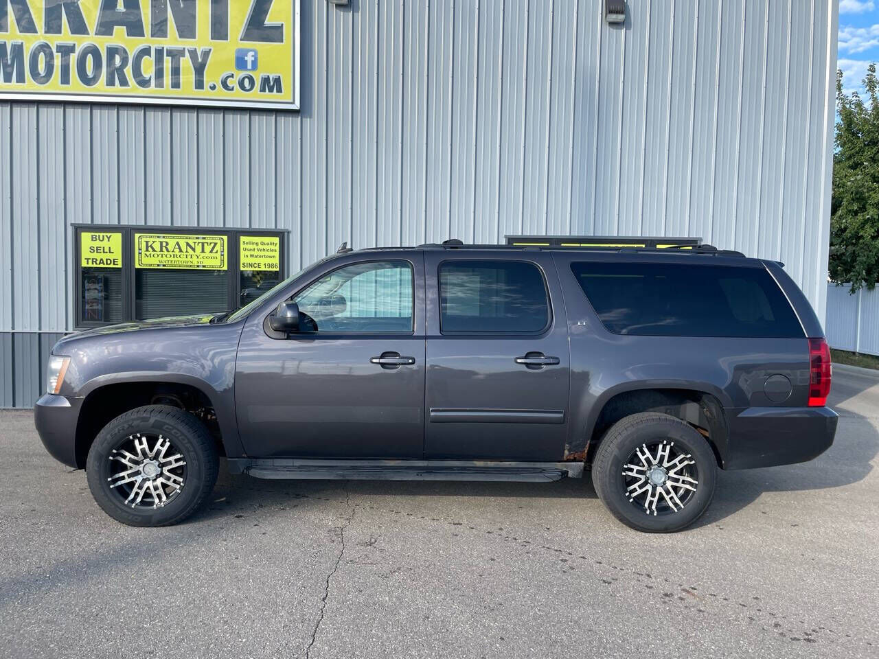 2010 CHEVROLET Suburban