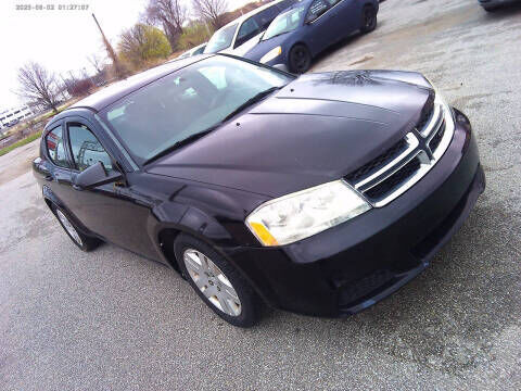 2013 DODGE Avenger