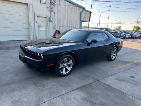2016 DODGE Challenger