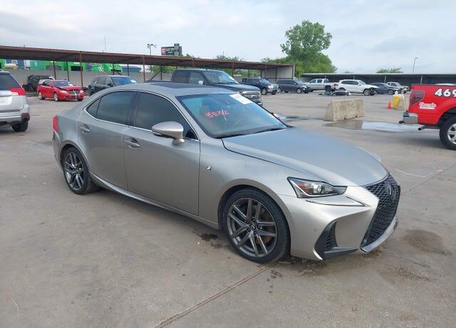 2020 LEXUS IS