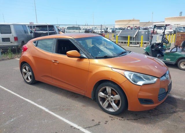 2012 HYUNDAI Veloster