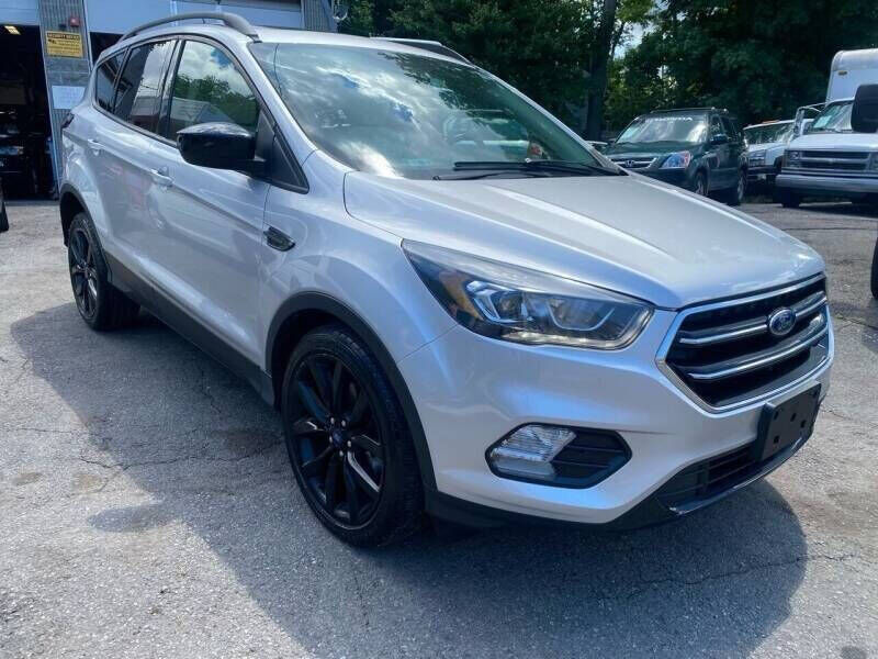 2018 FORD Escape