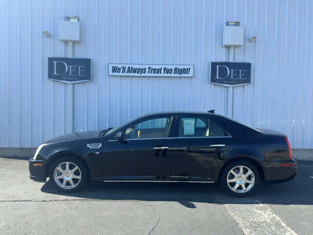 2011 CADILLAC STS