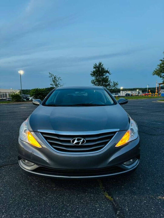 2013 HYUNDAI Sonata