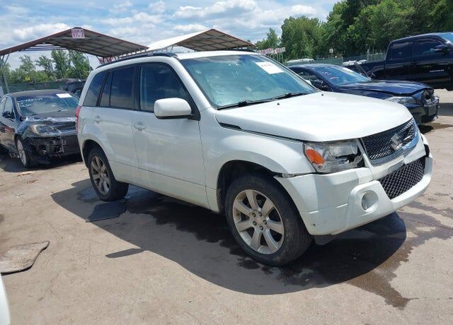 2011 SUZUKI Grand Vitara