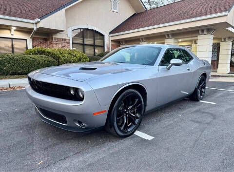2017 DODGE Challenger