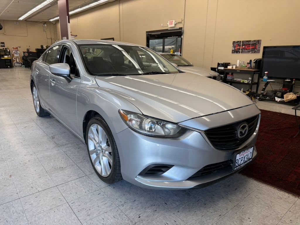 2017 MAZDA Mazda6