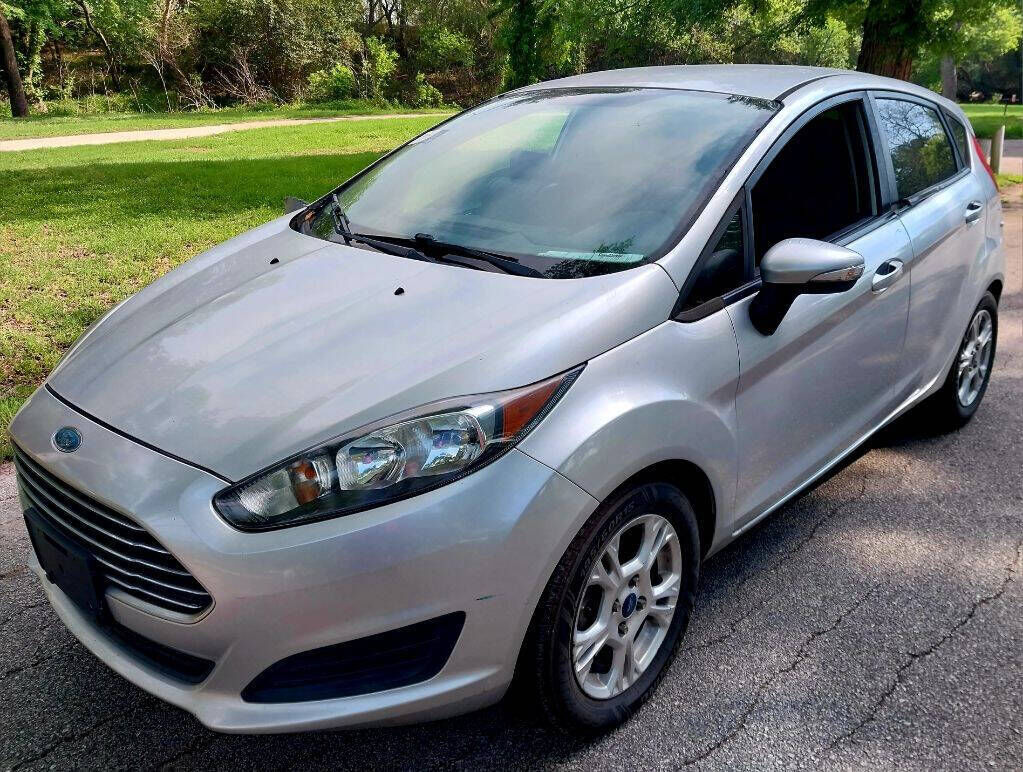 2014 FORD Fiesta