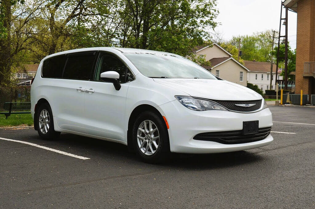2017 CHRYSLER Pacifica