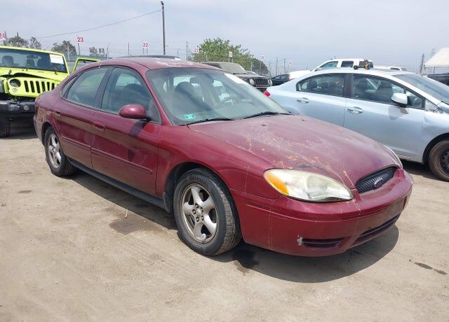 2004 FORD Taurus