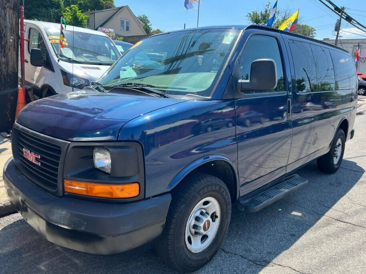 2010 GMC Savana
