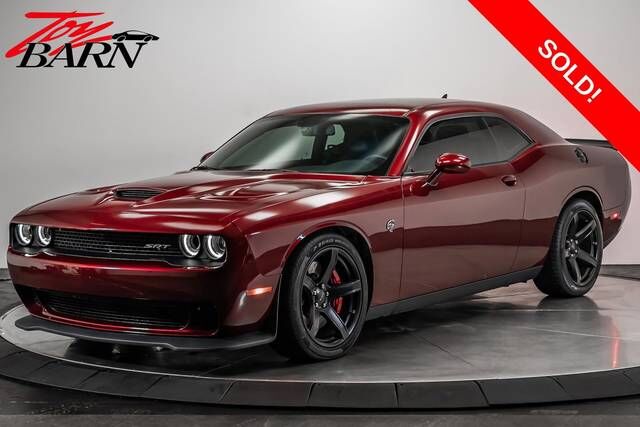 2017 DODGE Challenger