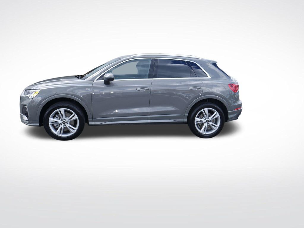 2023 Audi Q3