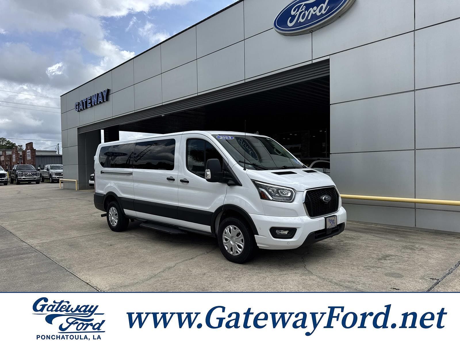 2023 FORD Transit