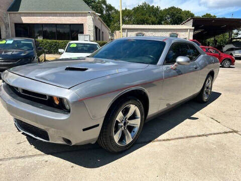 2015 DODGE Challenger