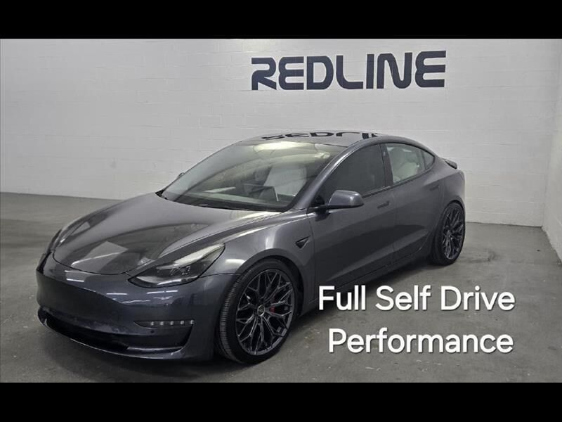 2022 TESLA Model 3