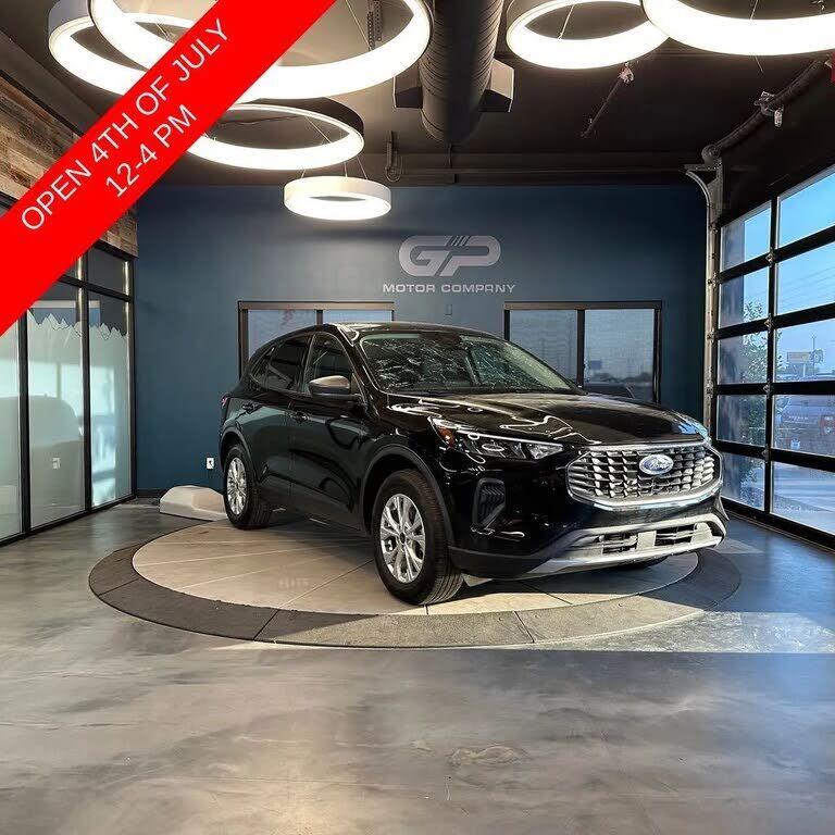 2025 FORD Escape